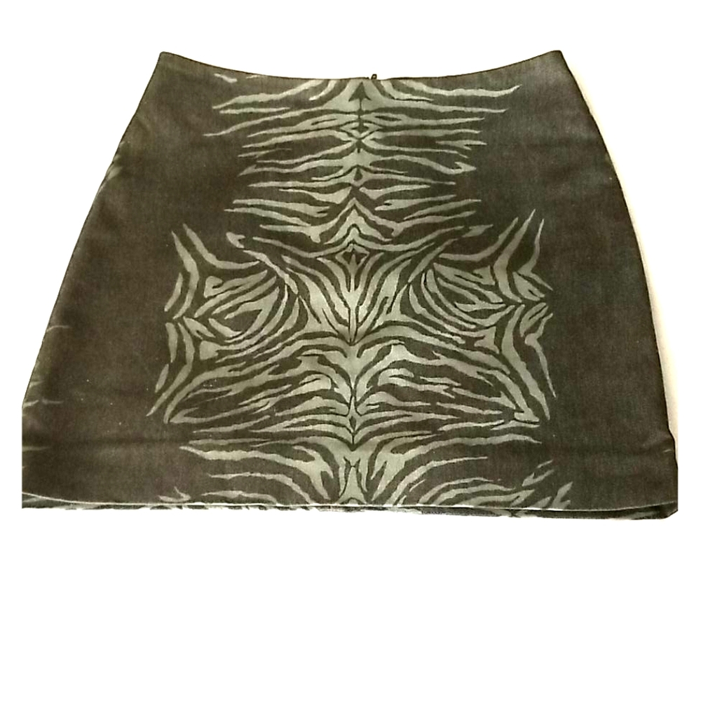 Mini Green Tiger detail skirt